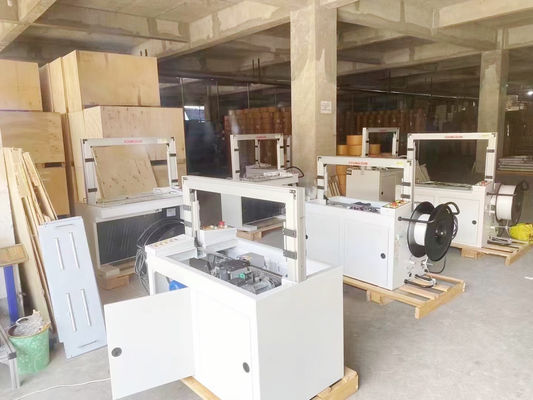 Carton Box 350W Semi Automatic Strapping Machine 60KG Tension Semi-Automatic Strapping Machine for Plastic PP Strap