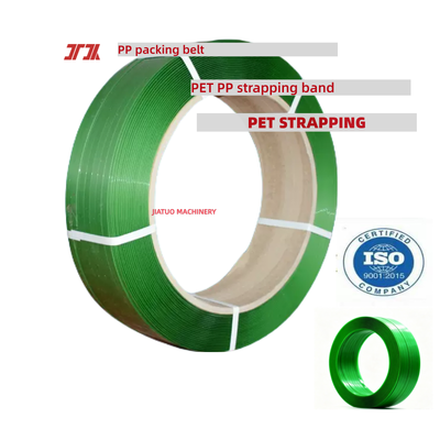 %100 PET şişe pullarının veya %100 kırılmış malzemelerin üretimi için otomatik PET çemberleme 12 mm PET paketleme bandı